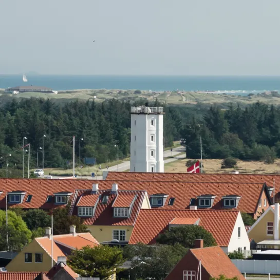 Det Hvide Fyr i Skagen med udsigt